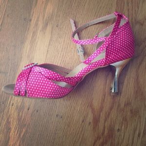 Polka dot Latin dance heel very comfortable